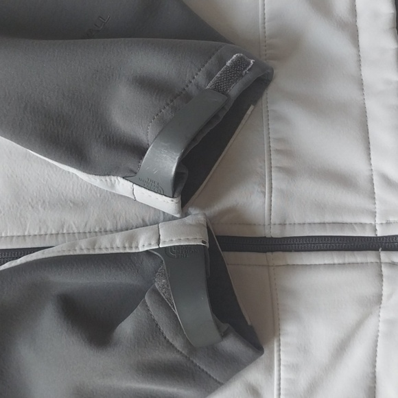 The North Face Windwall Grey Full zip Jacket Zip Pockets Size S - Picture 12 of 12